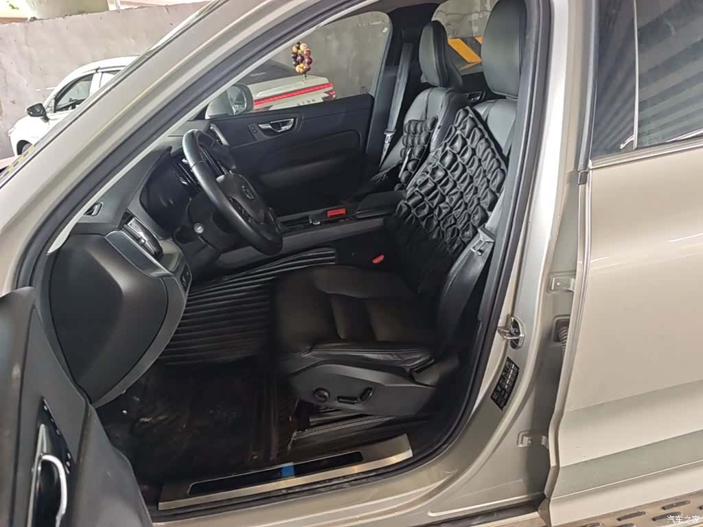 Volvo XC60, 2019 15