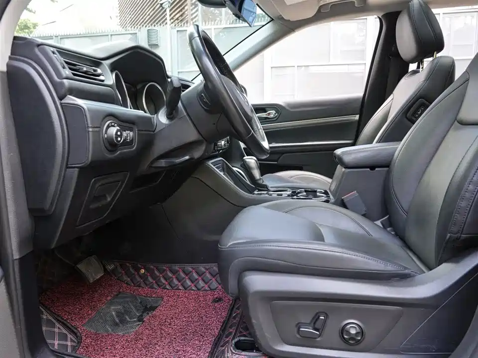 Jeep Grand Commander