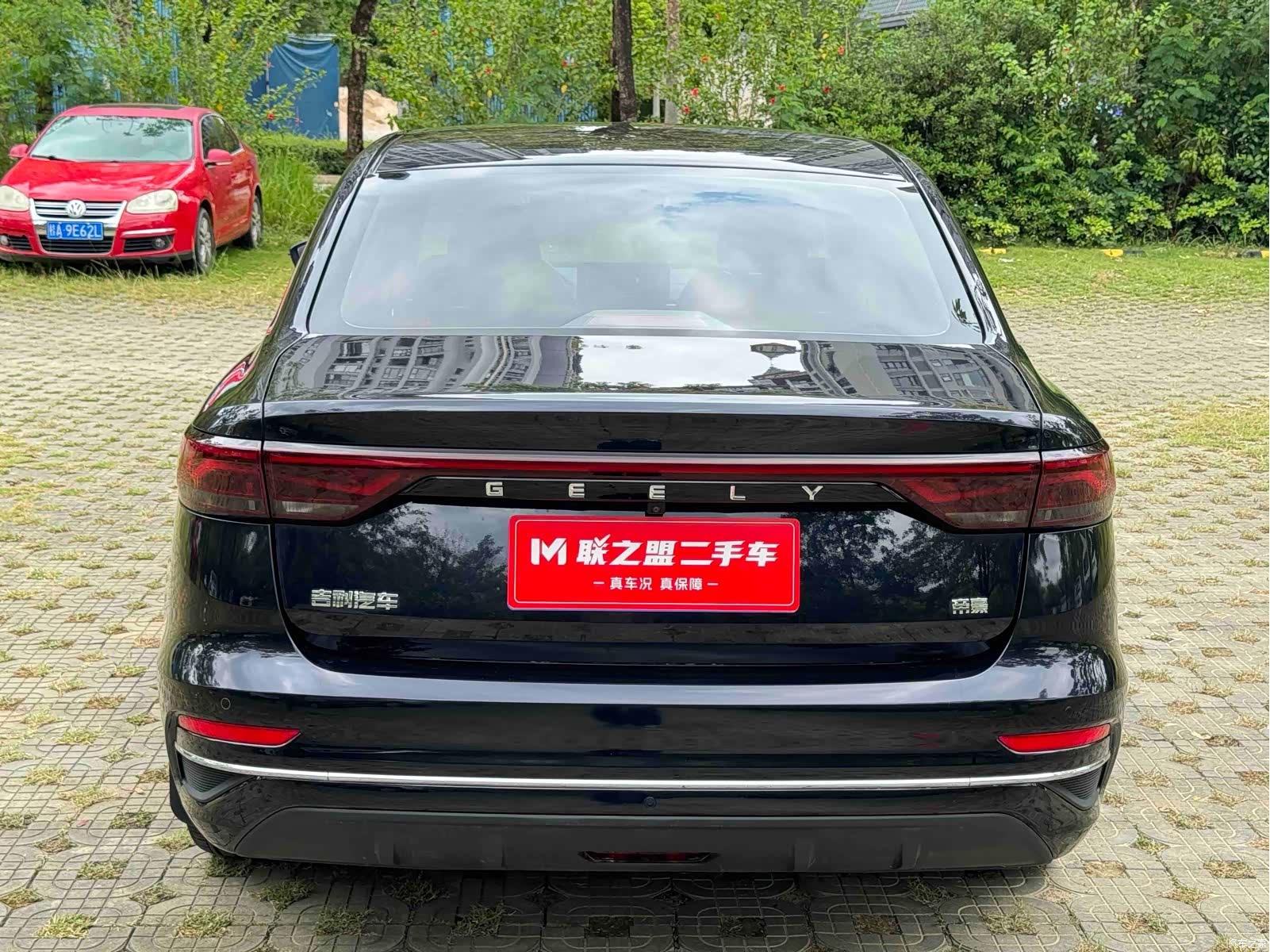 Geely Emgrand, 2022 все фото