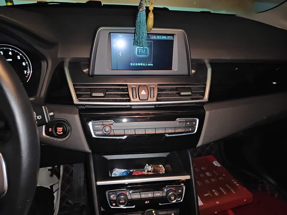 BMW 2 series station wagon