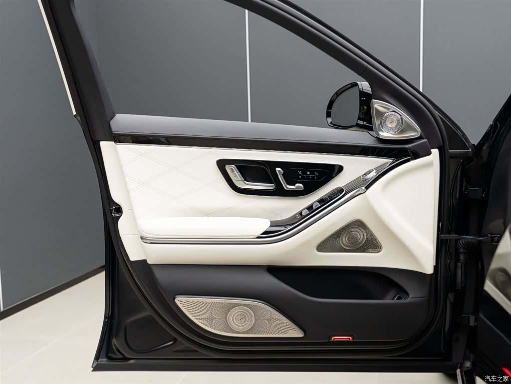 Maybach S-Class, 2024 9