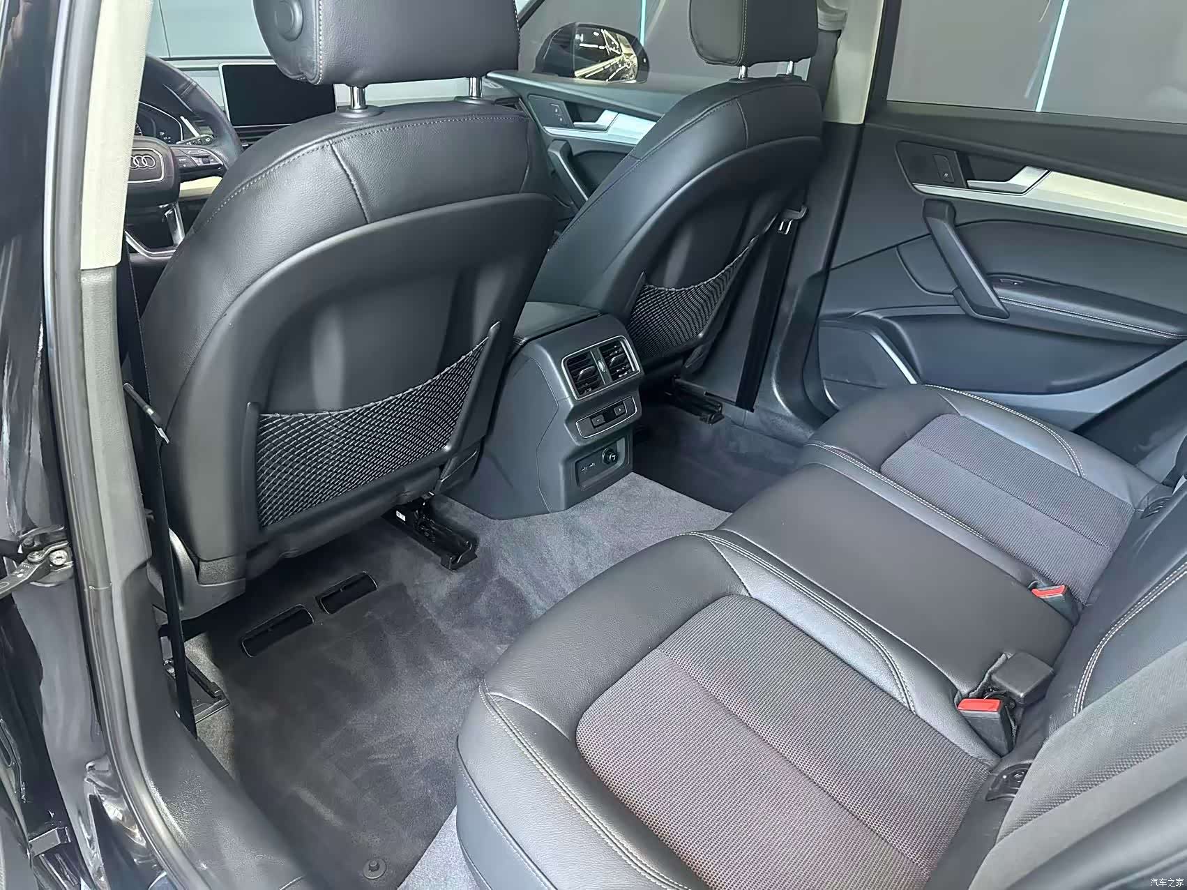 Audi Q5L, 2019 11
