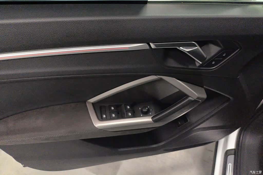 Audi Q3, 2022 7