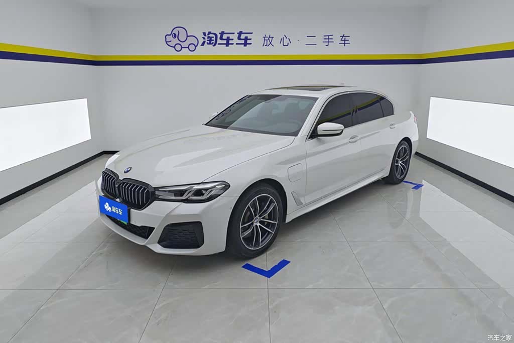 BMW 5 Series, 2021 1