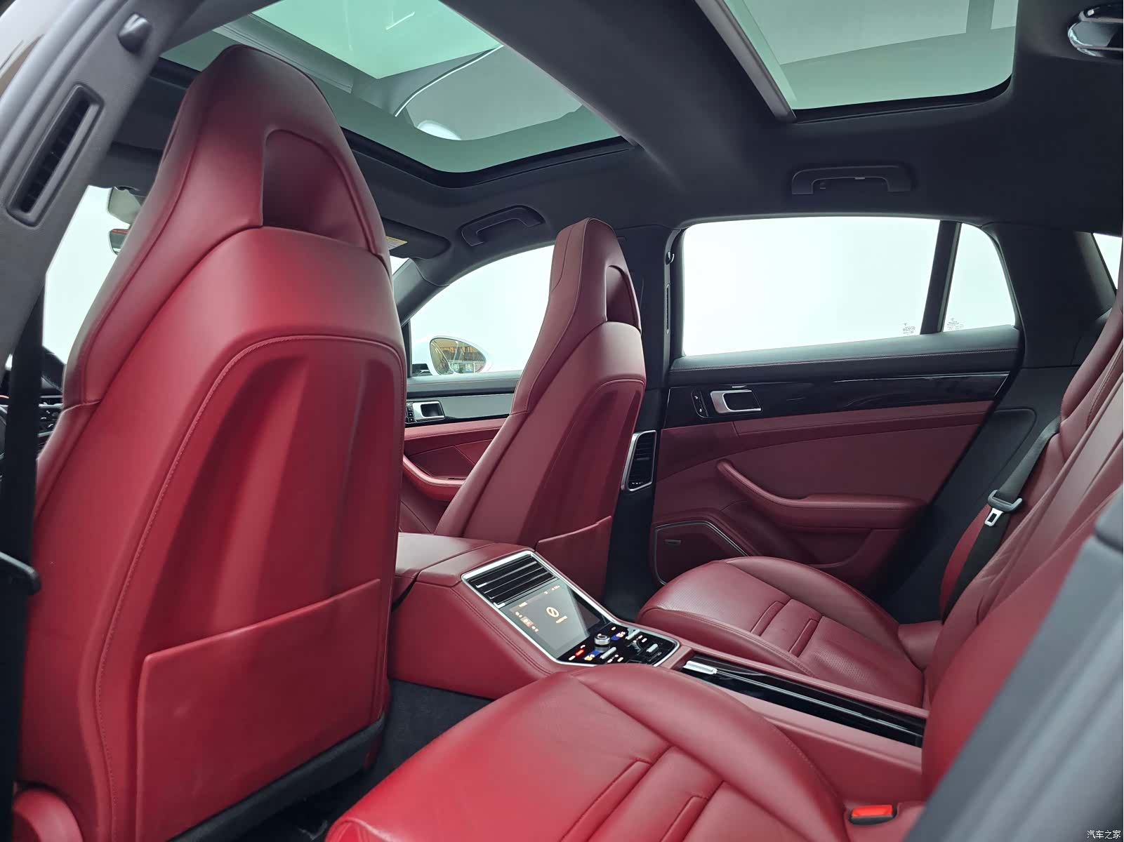 Porsche Panamera, 2018 15