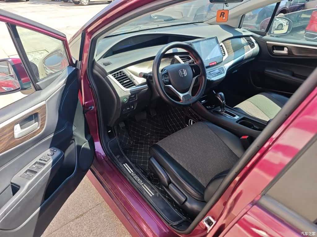 Honda Jade, 2018 3