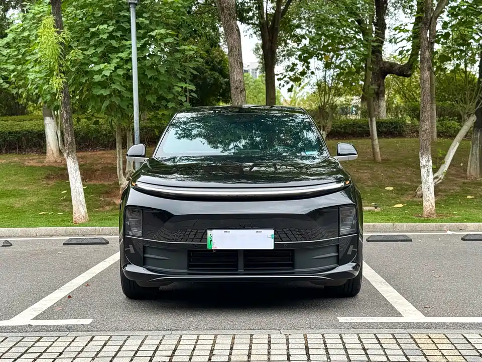 Li Auto Ideal L6