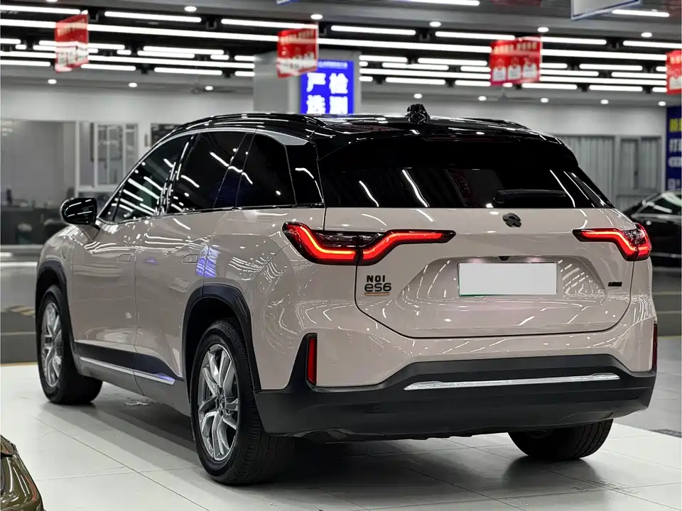 NIO ES6