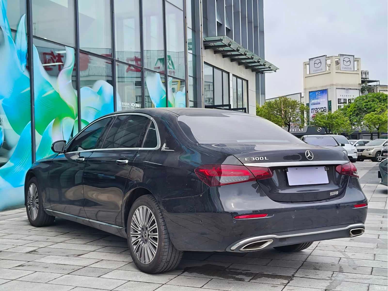 Mercedes-Benz E-Class, 2023 4