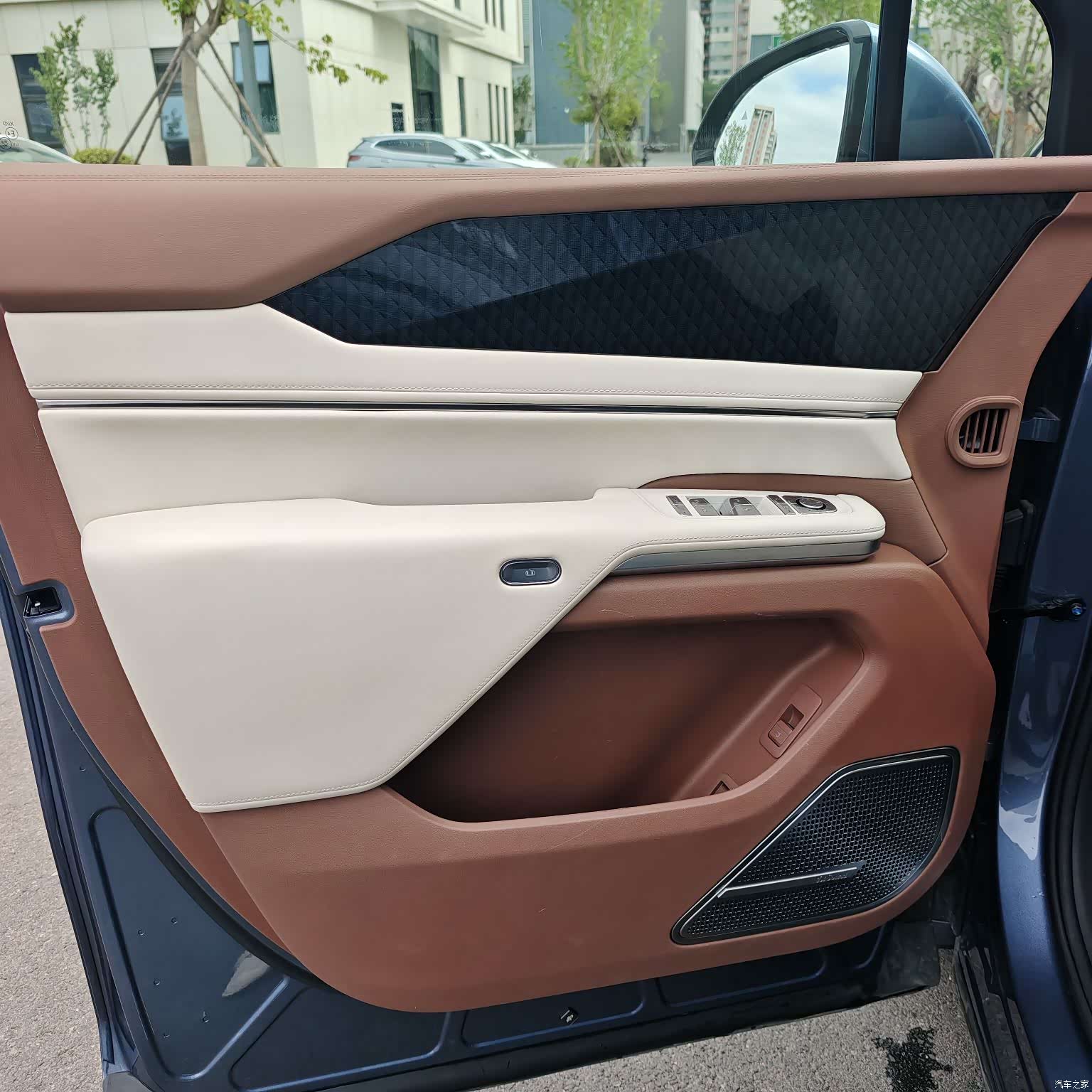 BYD Xia, 2025 16