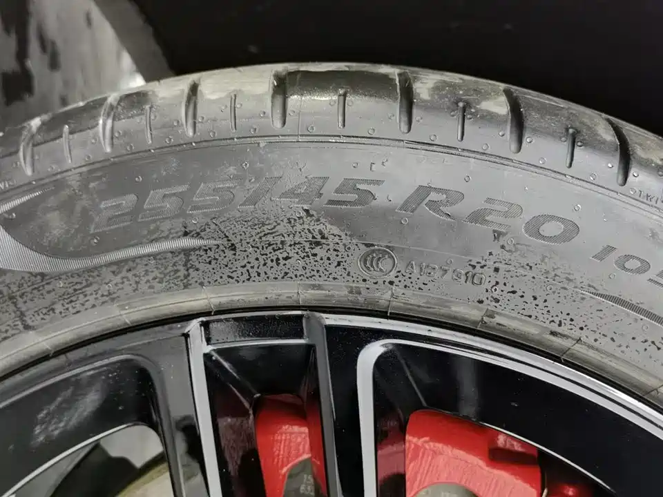 AITO Ask the world M5