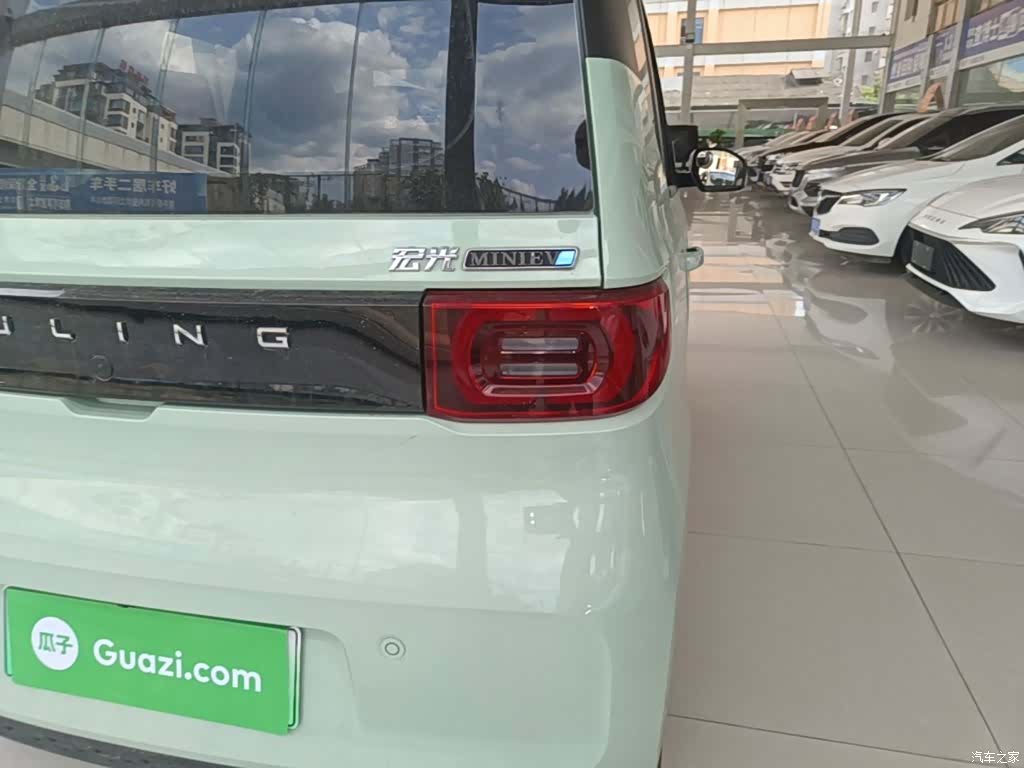 Wuling MINIEV, 2021 8
