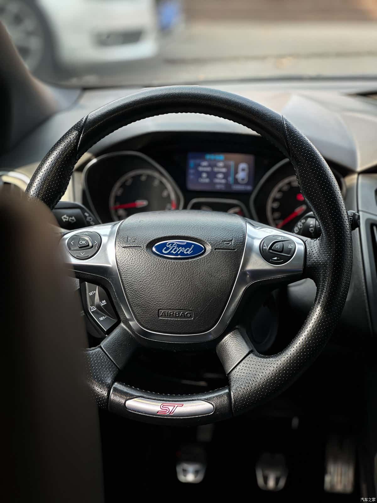 Ford Focus, 2014 14