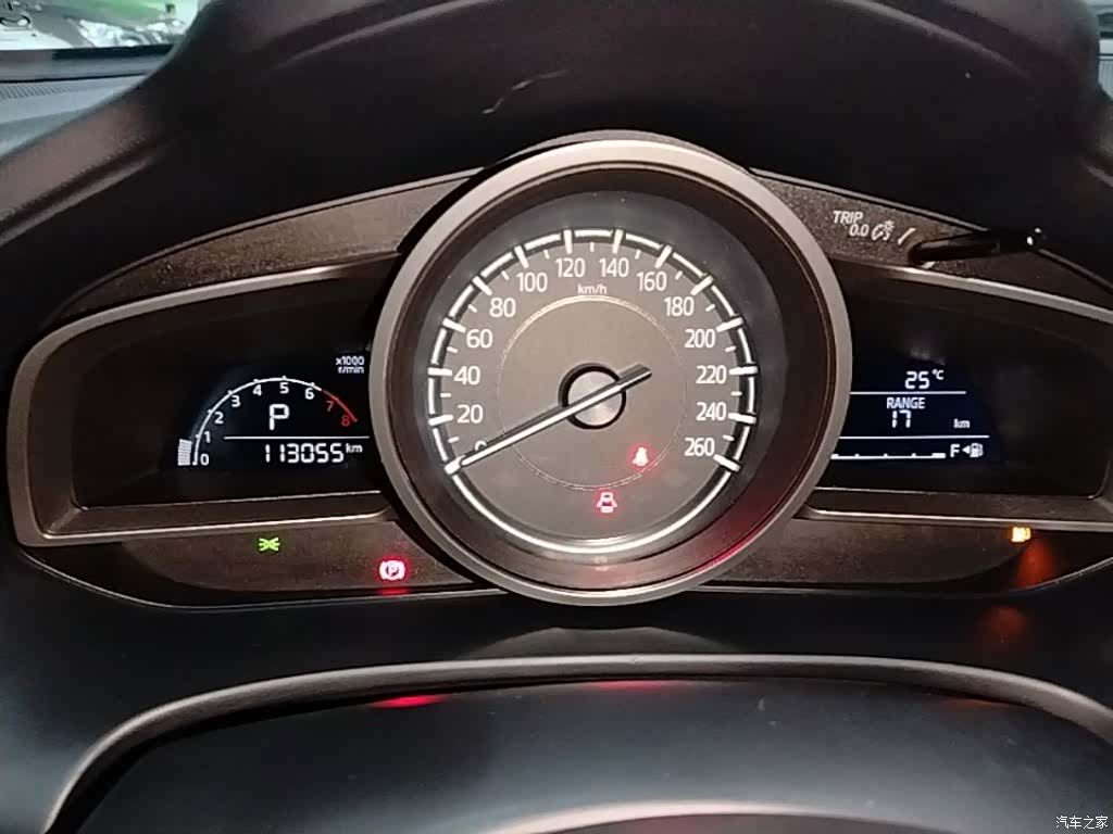Mazda CX-4, 2019 12
