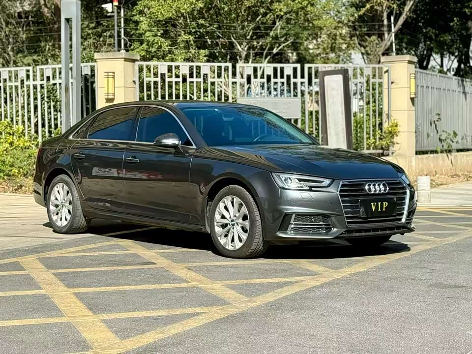 Audi A4L
