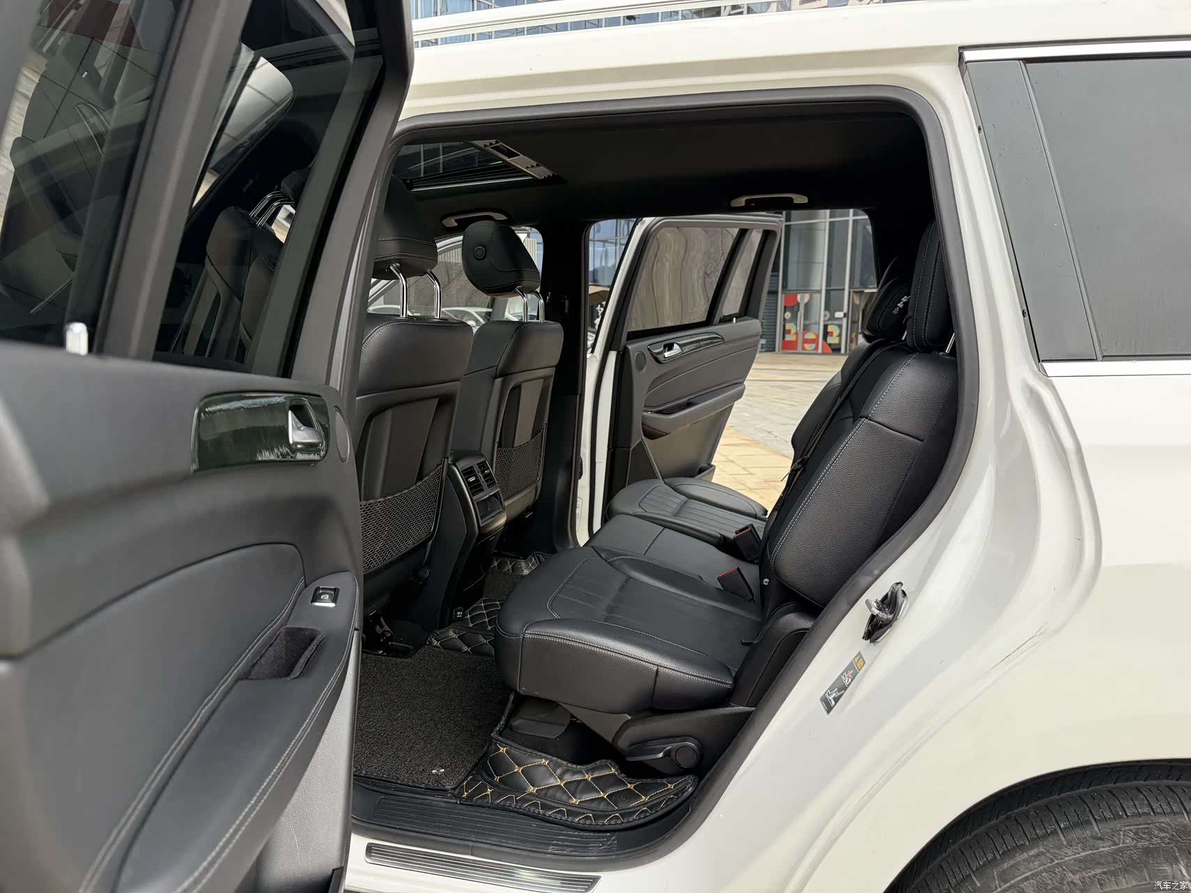 Mercedes-Benz GLS, 2017 все фото