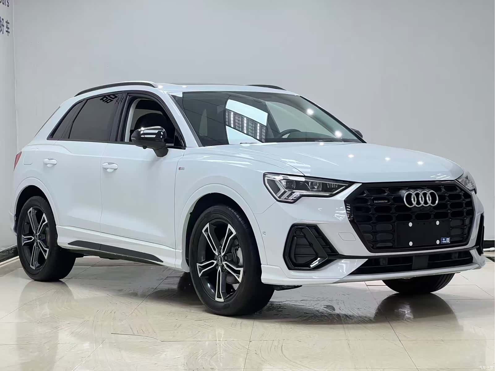 Audi Q3, 2022 3