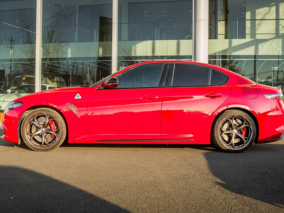 Alfa Romeo Giulia