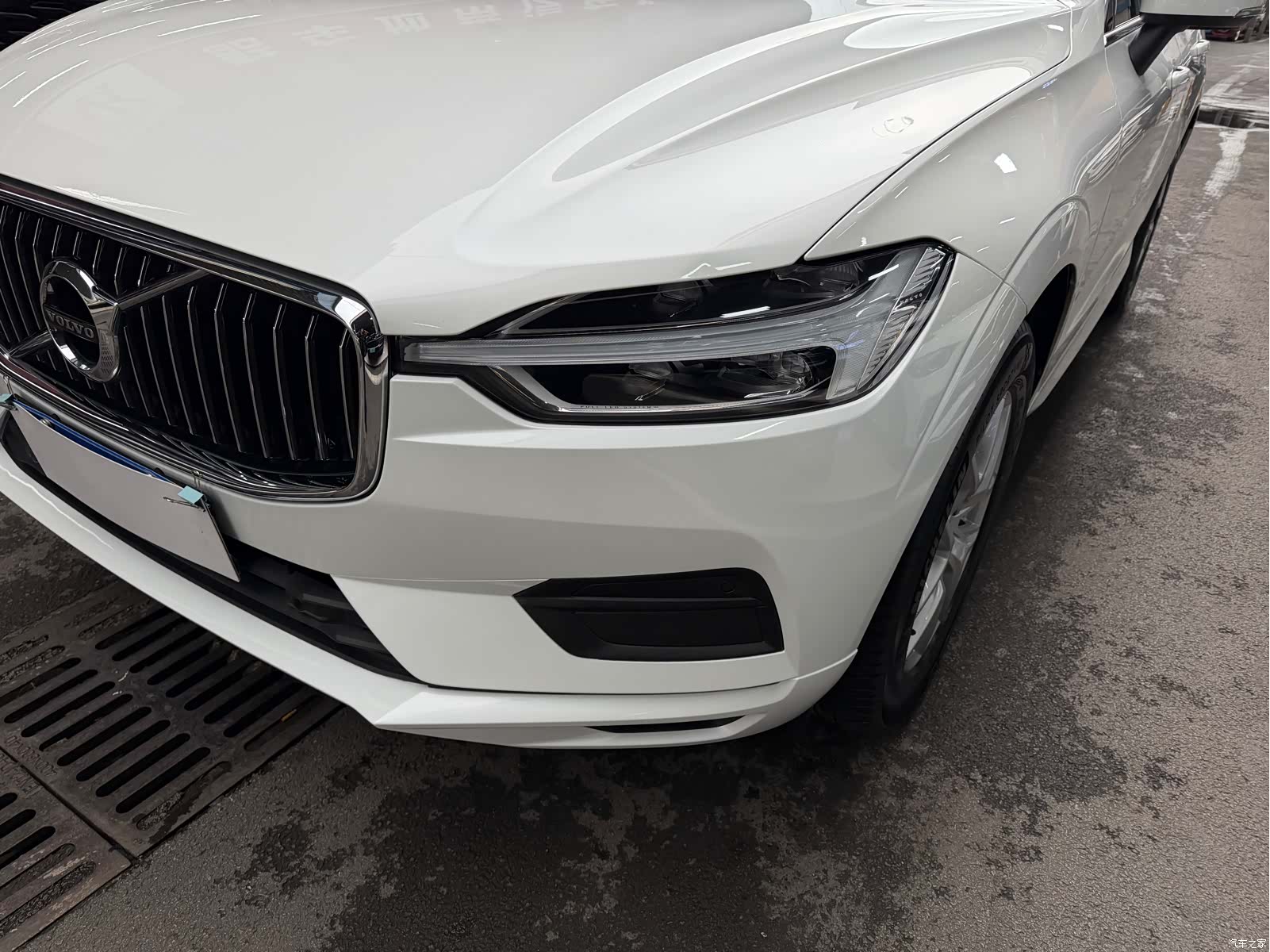 Volvo XC60, 2018 все фото