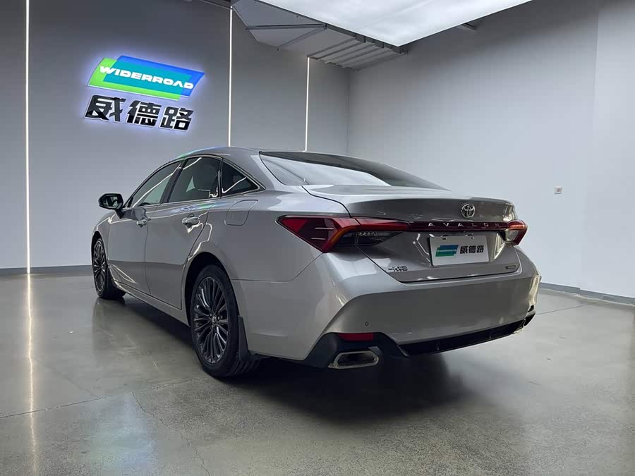 Toyota Avalon 2020, фото 7
