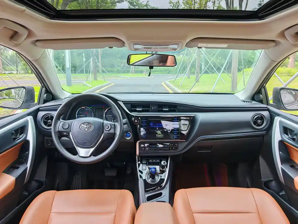 Toyota Corolla dual engine E+