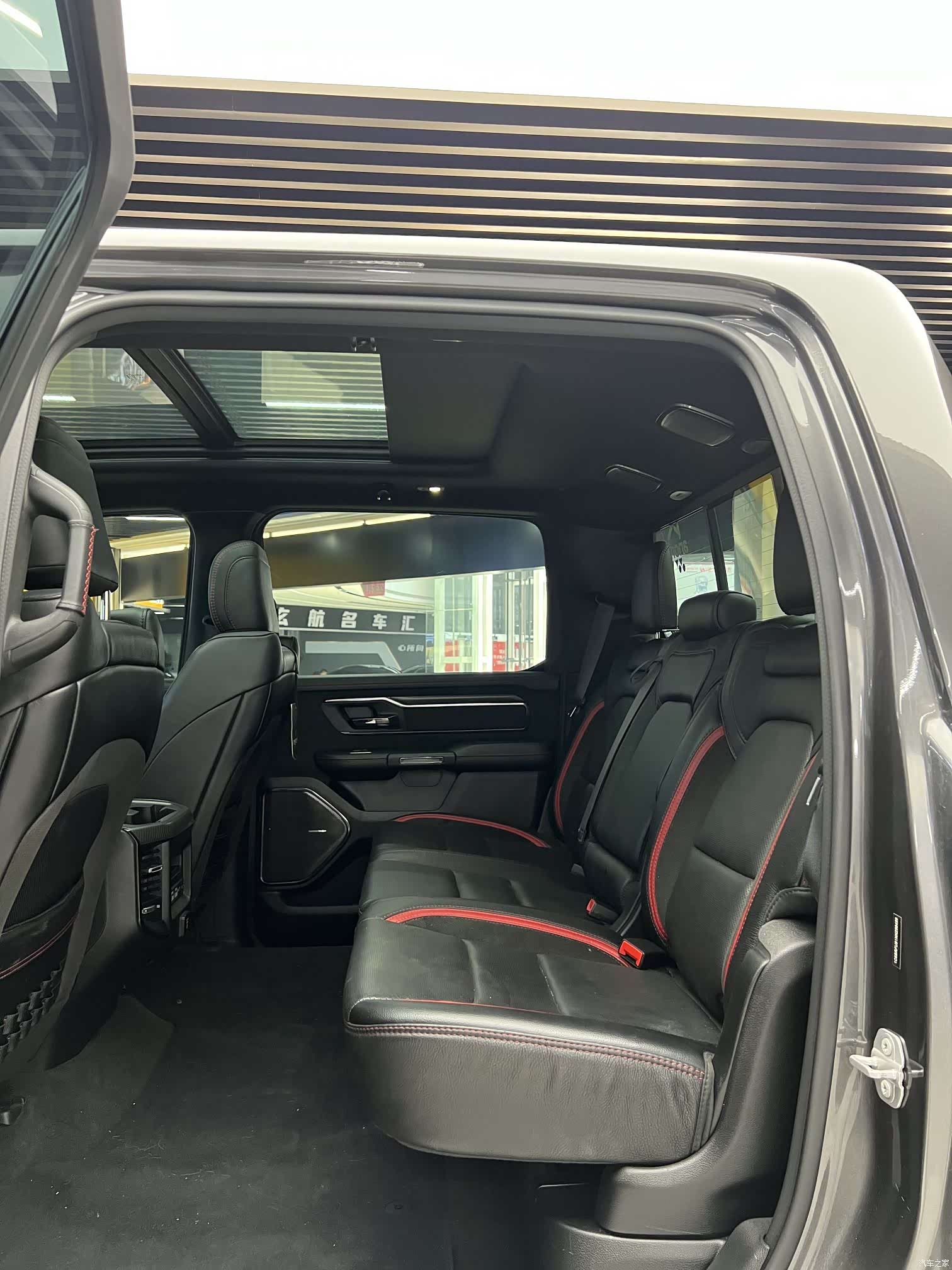 RAM Trucks, 2023 15