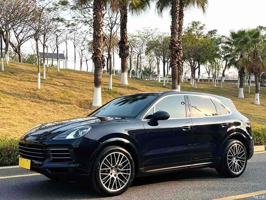 Porsche Cayenne, 2020 1