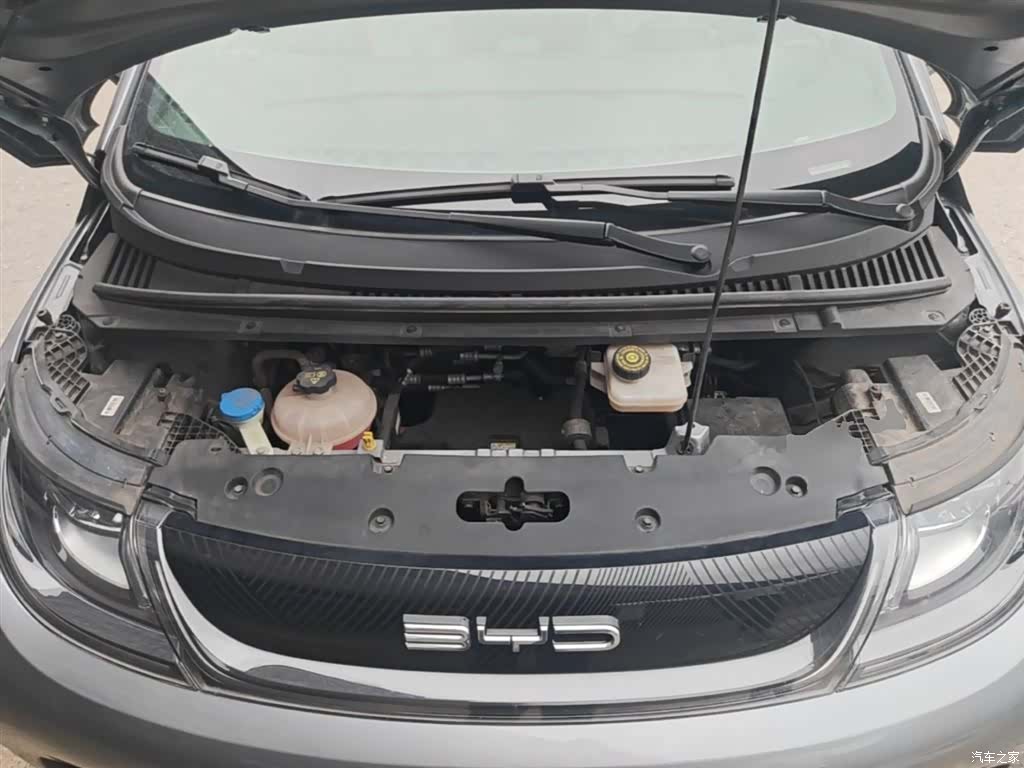 BYD Dolphin, 2022 20