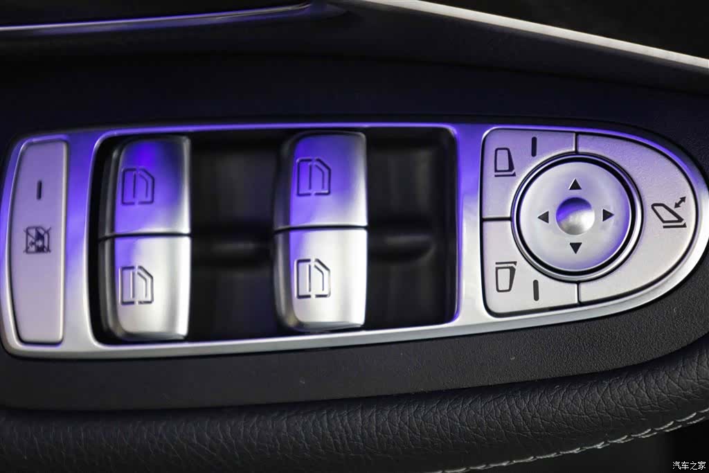 Mercedes-Benz C-Class, 2020 23
