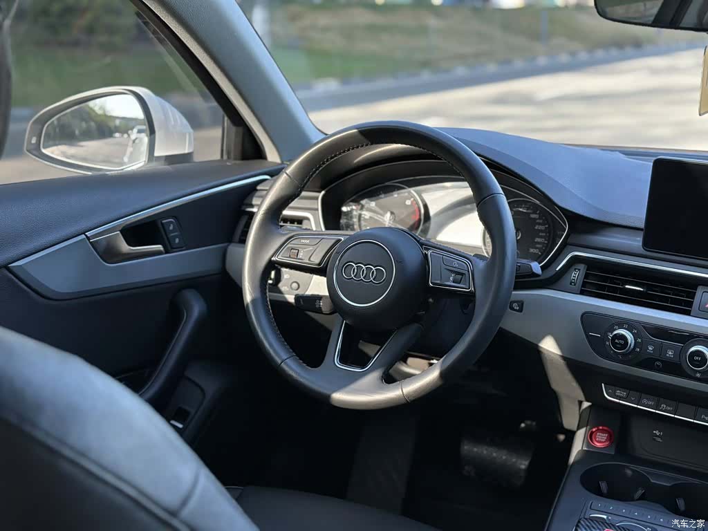 Audi A4L, 2018 14