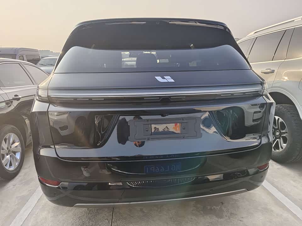 Li Auto Ideal L7
