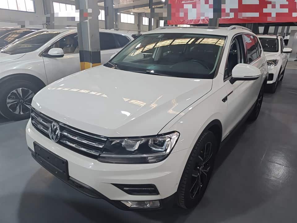 Volkswagen Tiguan L