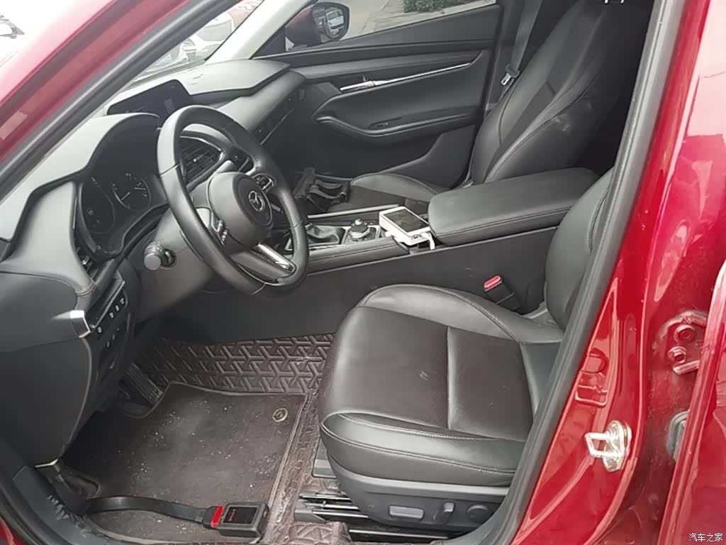 Mazda Mazda3, 2023 15
