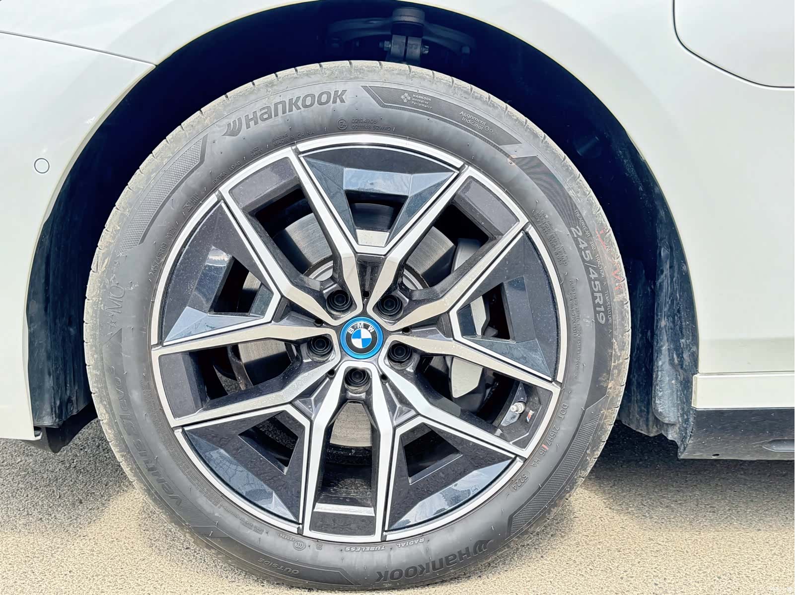BMW i5, 2025 6