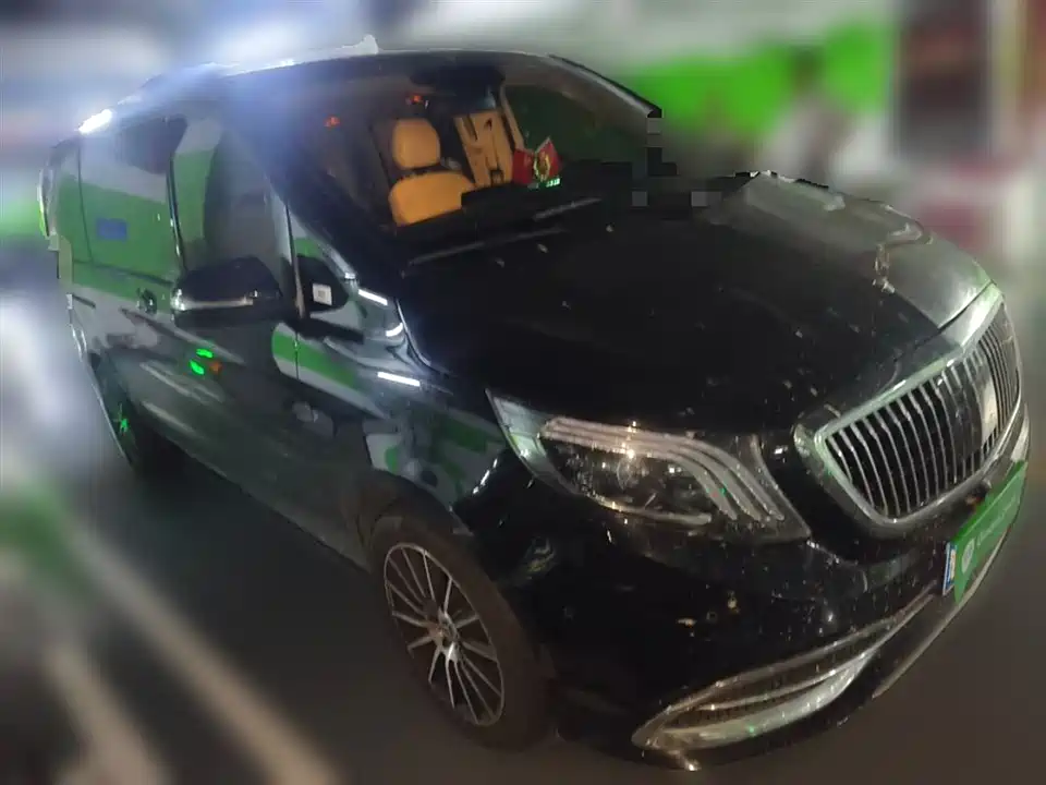 Mercedes-Benz V-class