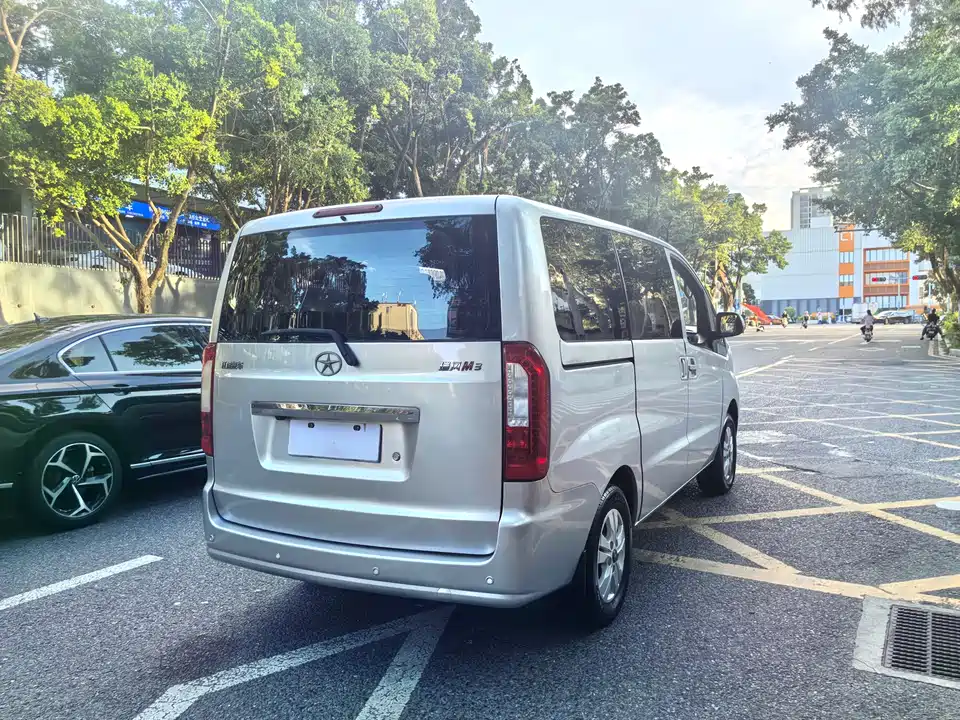 JAC Refine Ruifeng M3