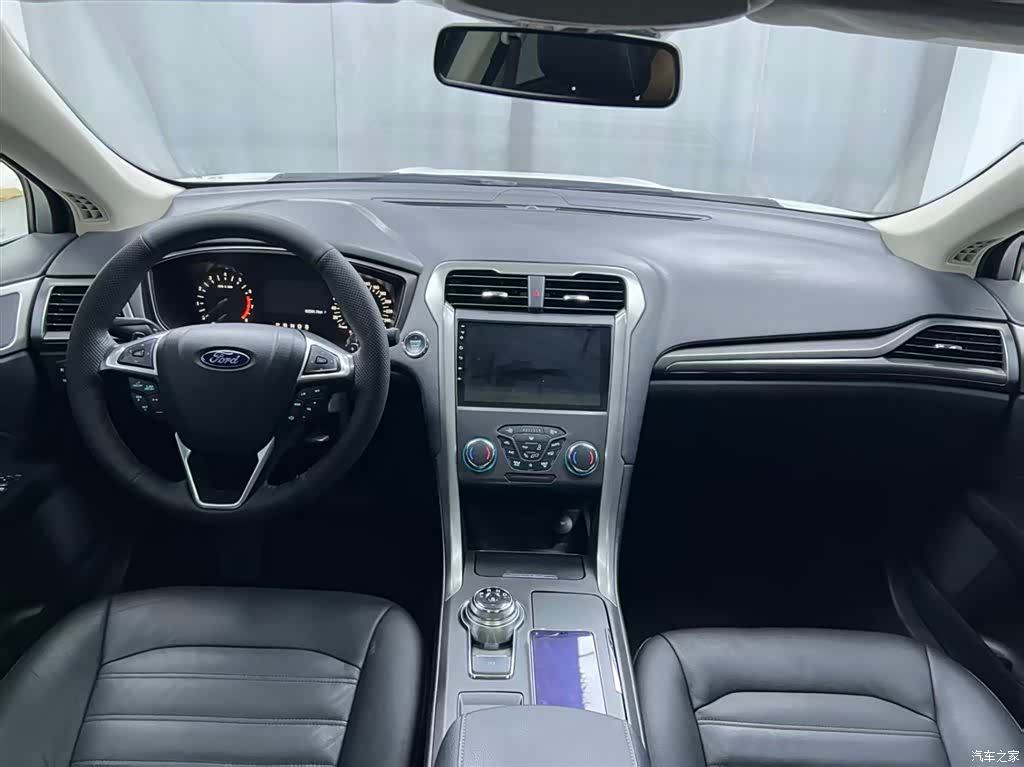 Ford Mondeo, 2017 4