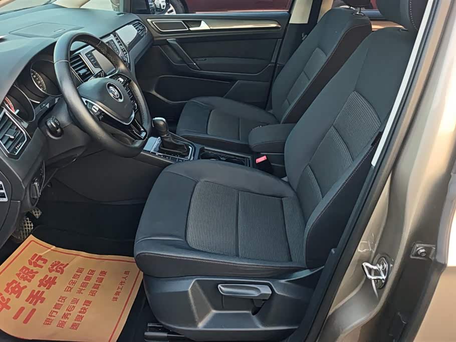 Volkswagen Golf*Jiayu