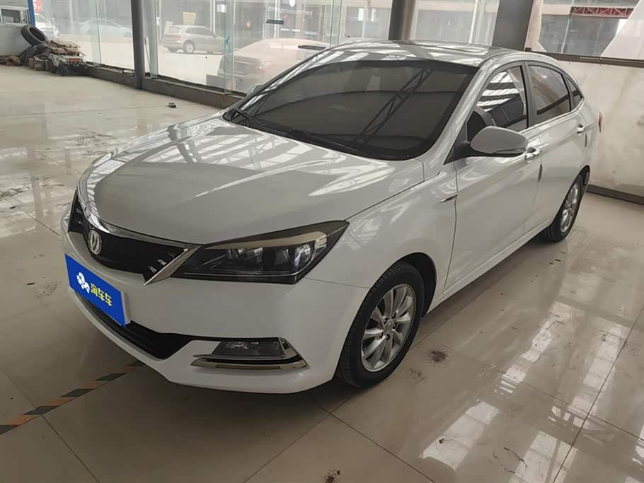 Changan Yuexiang V7