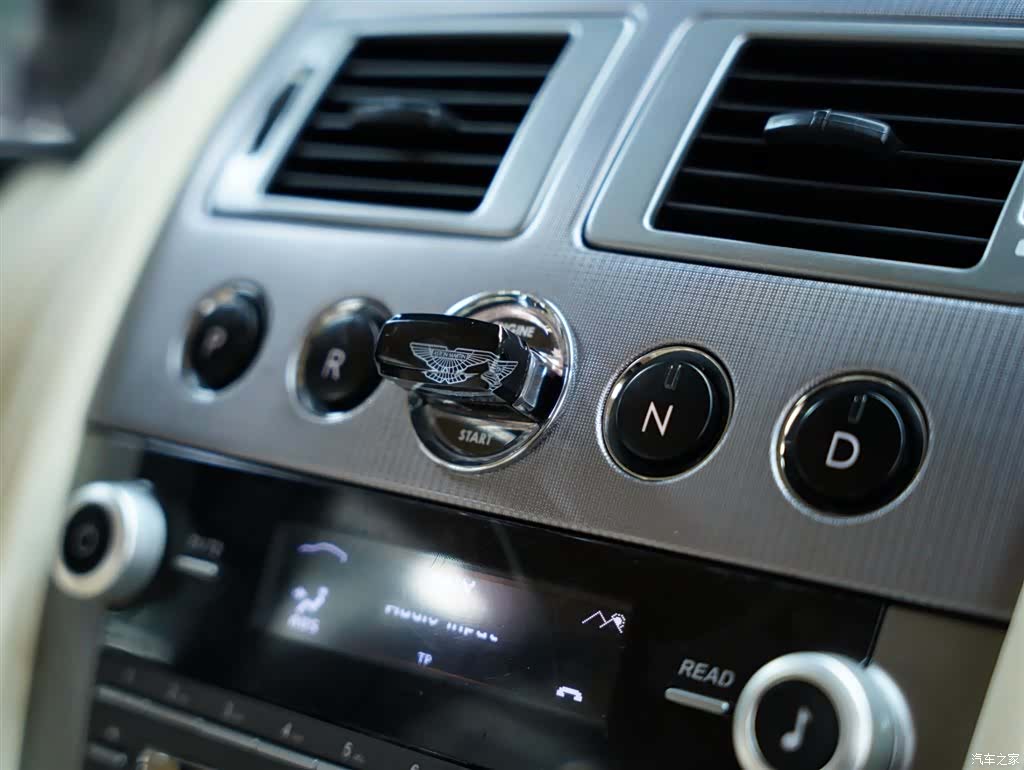 Aston Martin Rapide, 2011 50