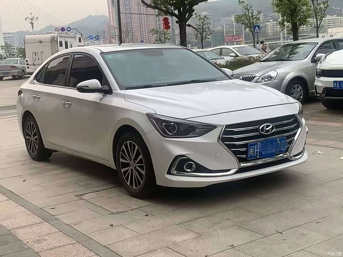Hyundai GLS, 2017 3