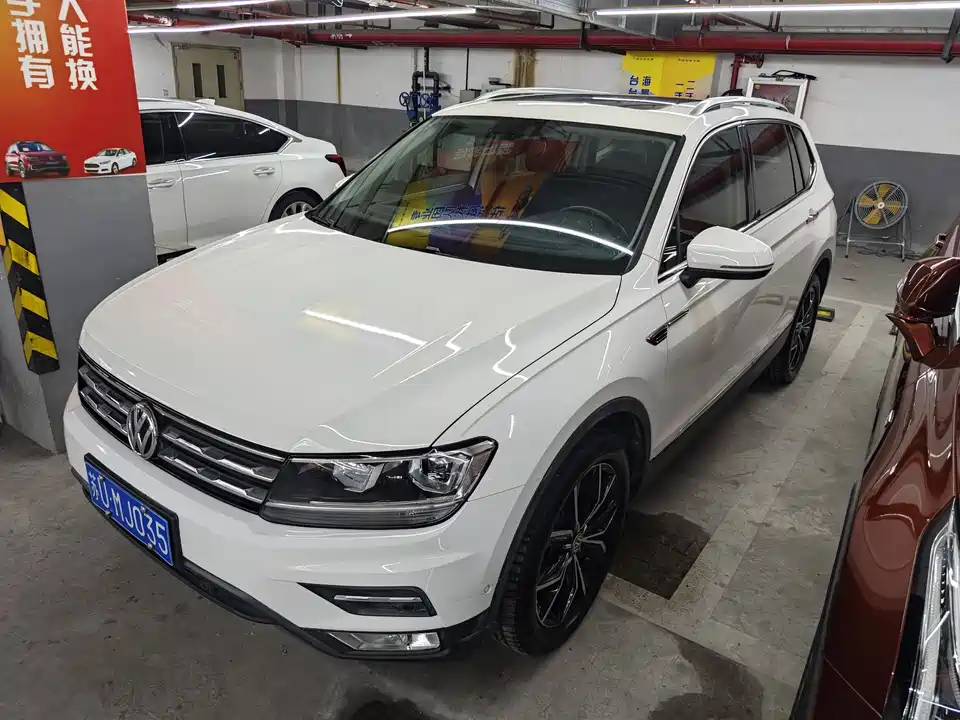 Volkswagen Tiguan L