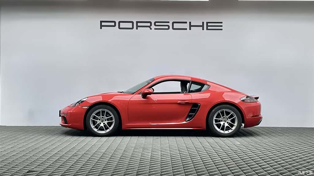 Porsche Cayman, 2020 4