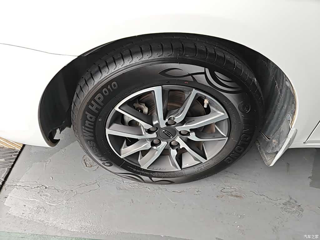 Geely Emgrand, 2019 23