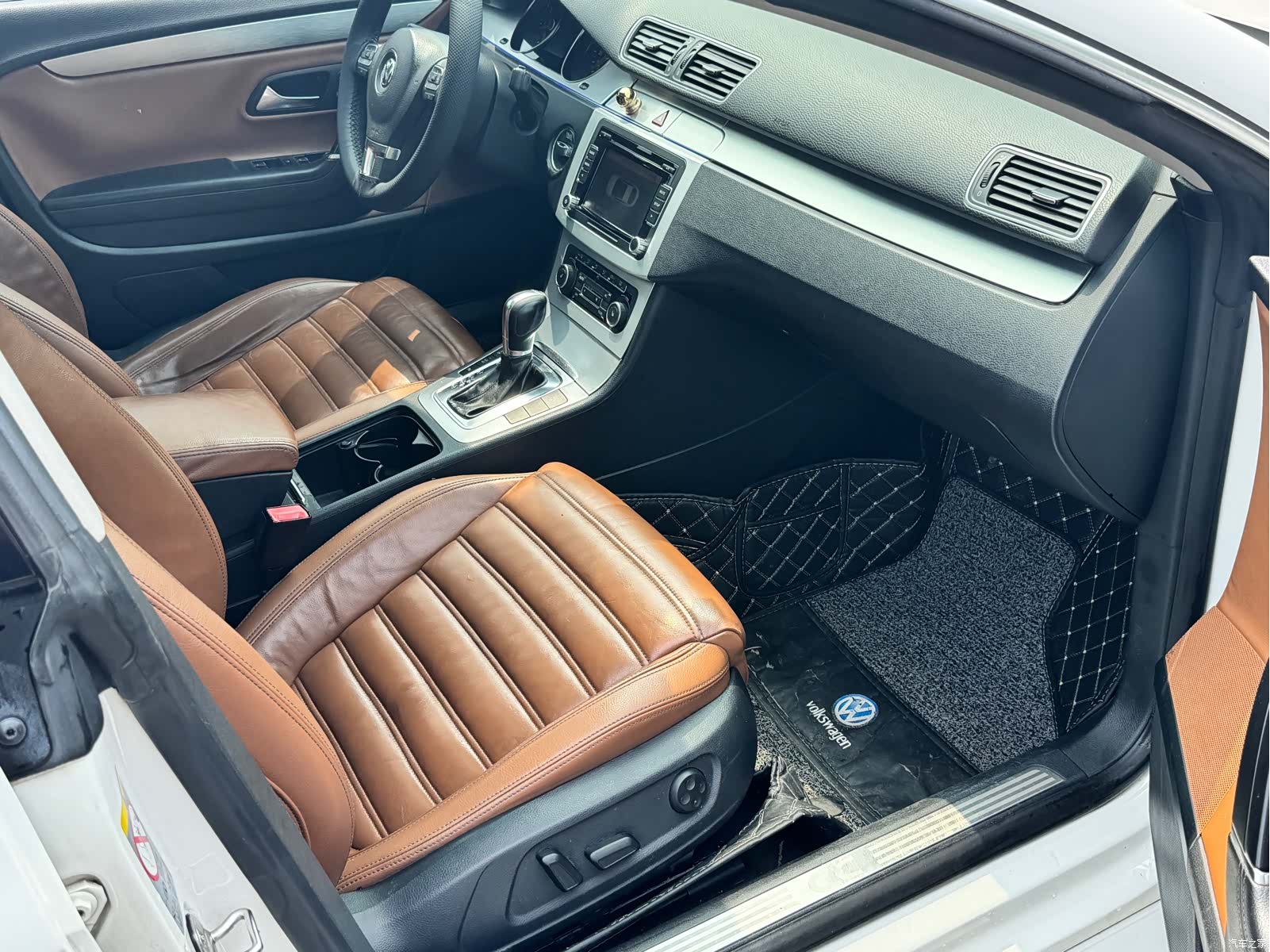 Volkswagen CC, 2011 10