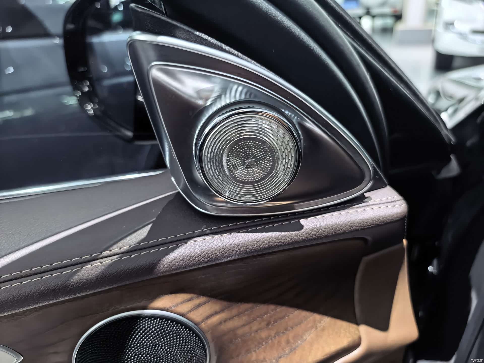 Mercedes-Benz E-Class, 2023 8