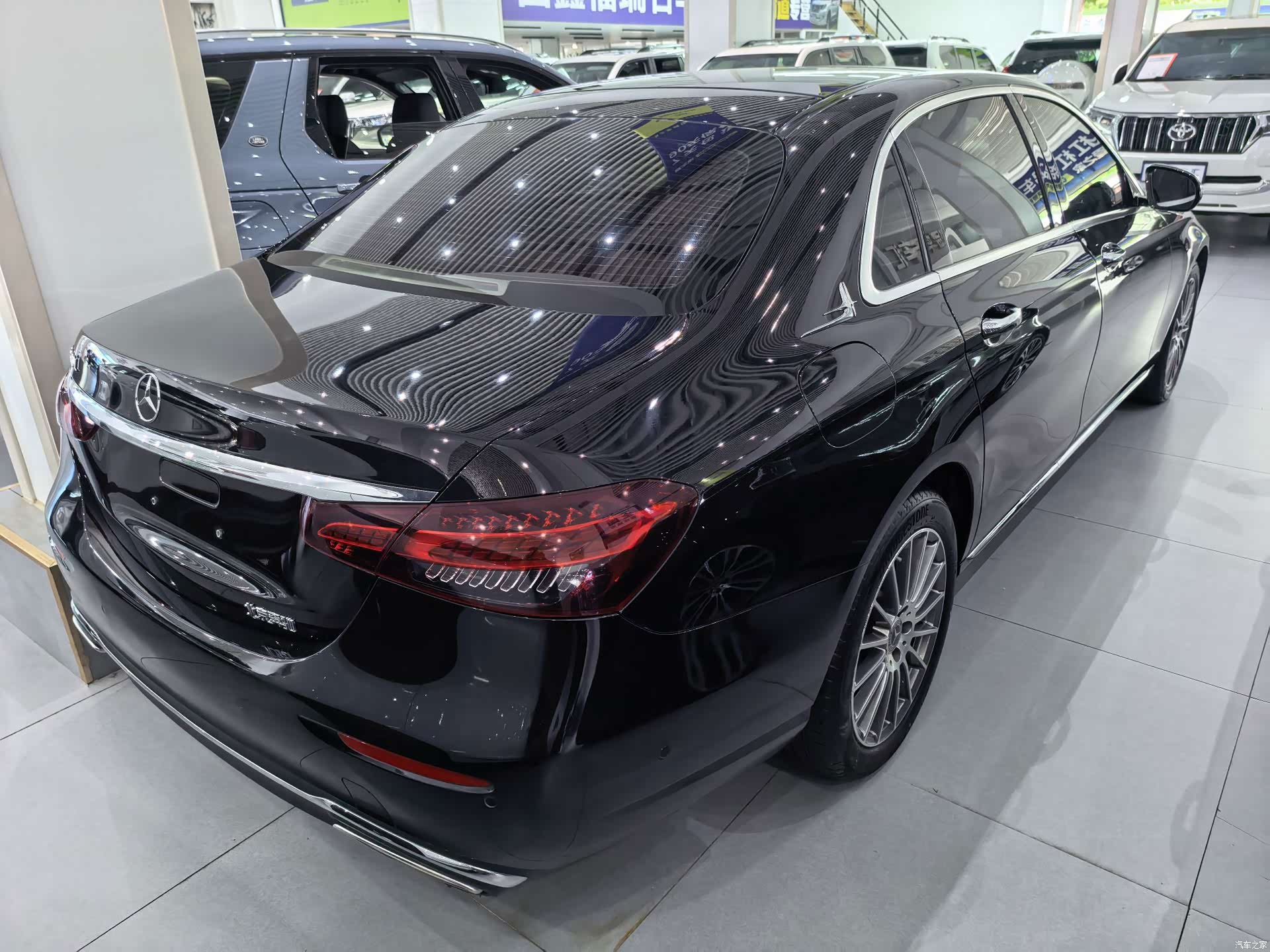 Mercedes-Benz E-Class, 2023 15