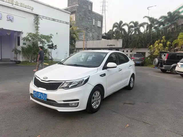 Kia K2 2015 — купить из Китая под заказ
