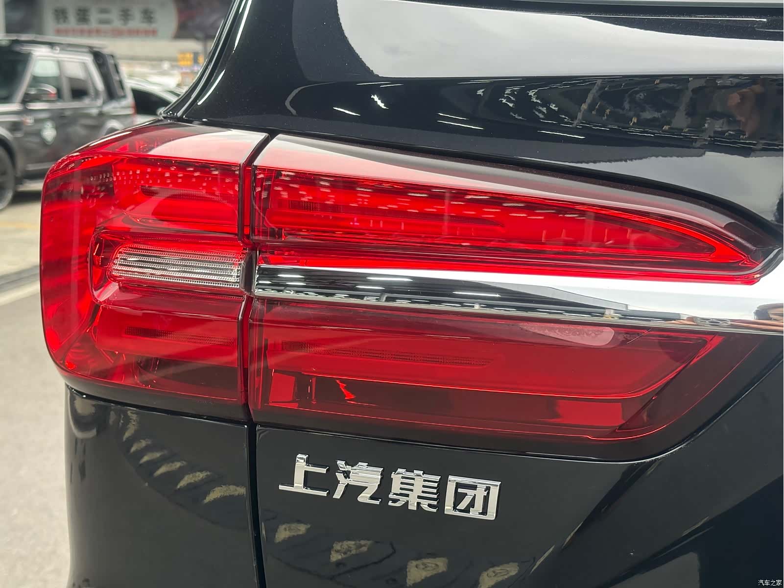 Roewe RX8, 2022 14
