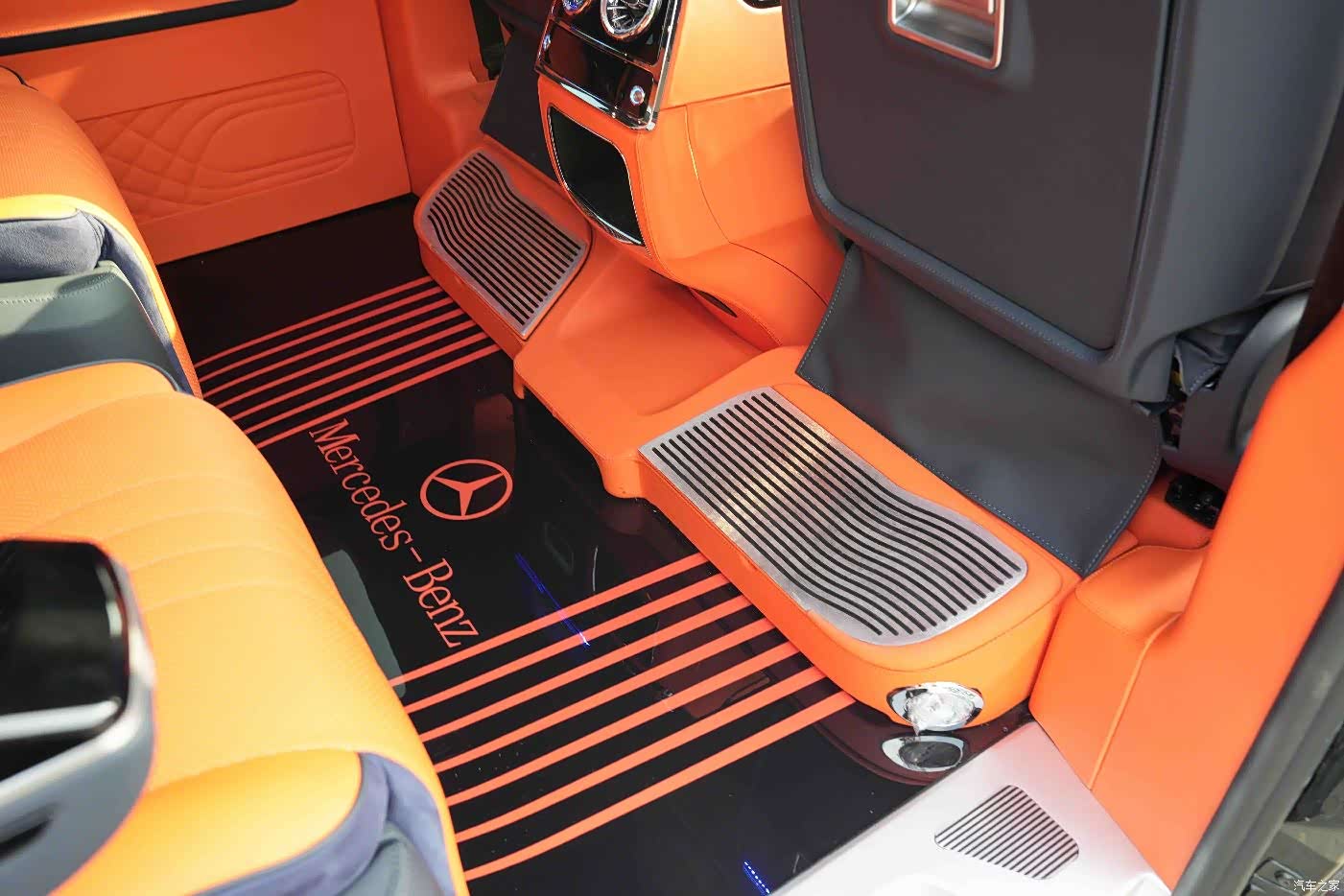 Mercedes-Benz 7, 2022 9